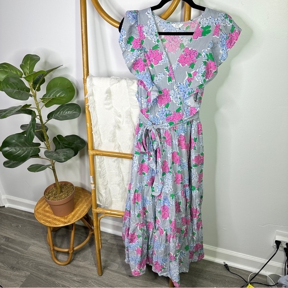 crown & ivy Dresses & Skirts - Crown & Ivy Pink Floral Midi Dress sz 4